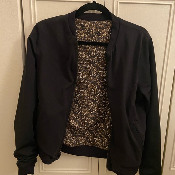 lululemon athletica Jackets & Blazers - Lulu Lemon women’s bomber jacket